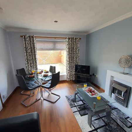 Apartmán Premier - Kenilworth House Holytown Exteriér fotografie